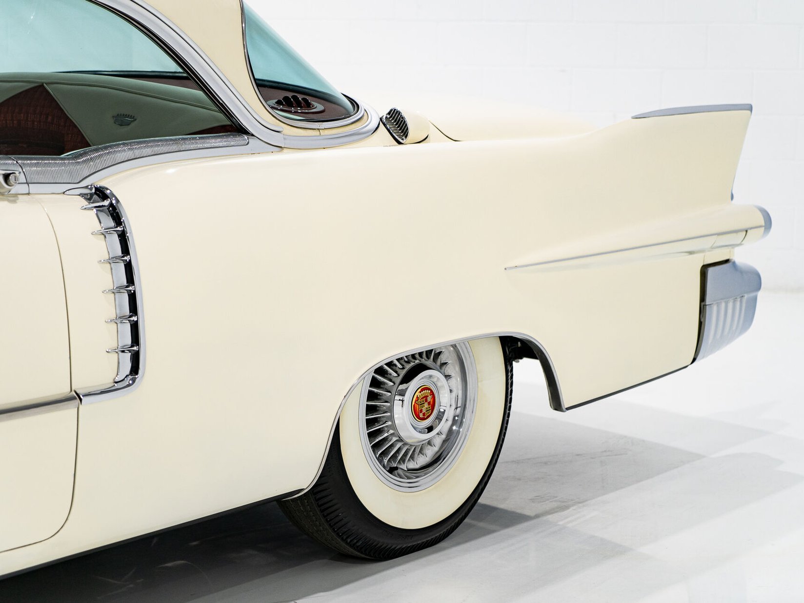 Cadillac Eldorado Seville With Factory A/C | PRIX EN USD 1956 Blanc Montréal - photo #38