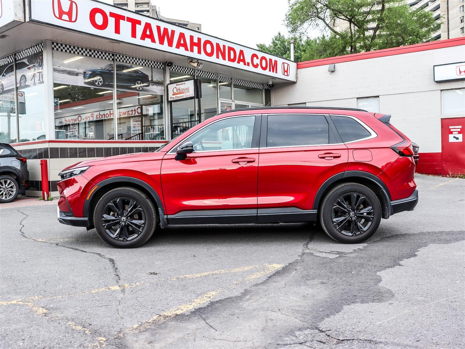 2024 Honda CR-V Hybrid Touring Ottawa & Gatineau - photo #4