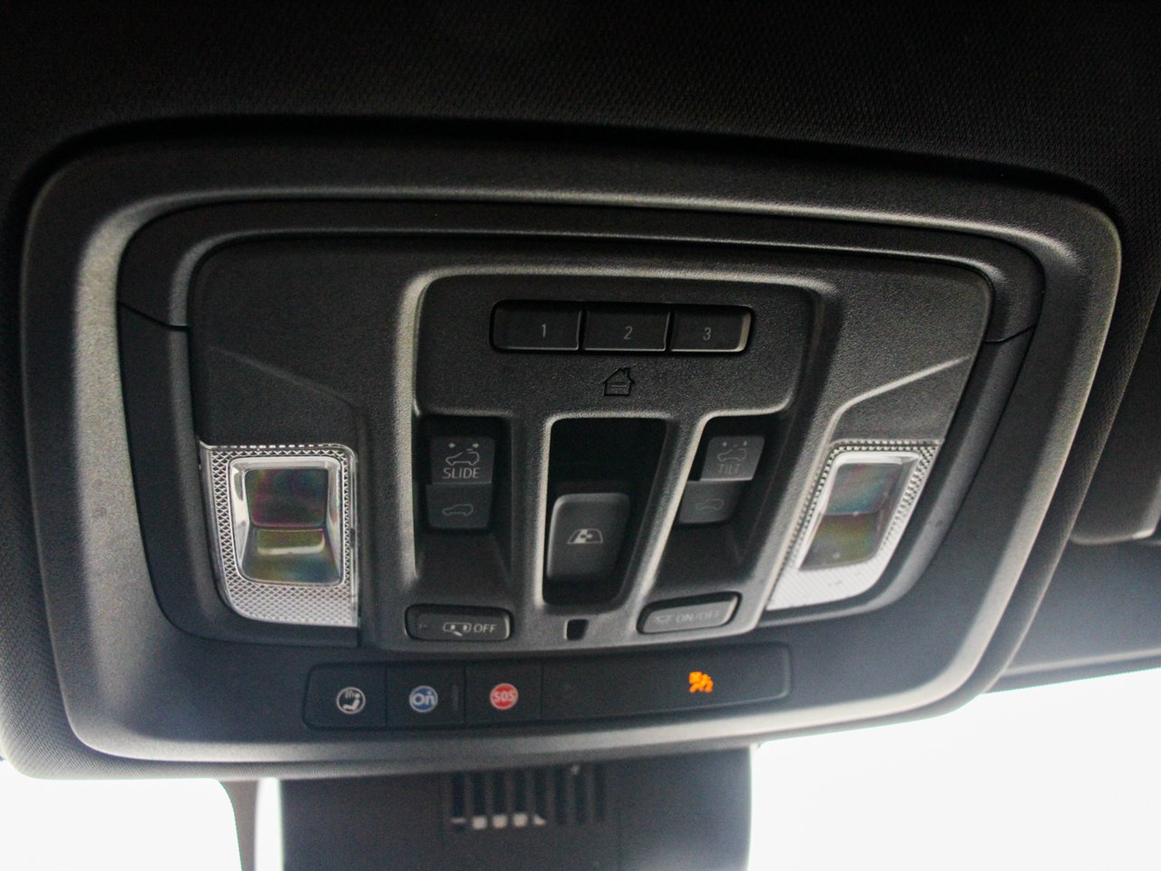 2022 GMC Sierra 1500 4WD Crew Cab 147 AT4 Black Sherwood Park - photo #28