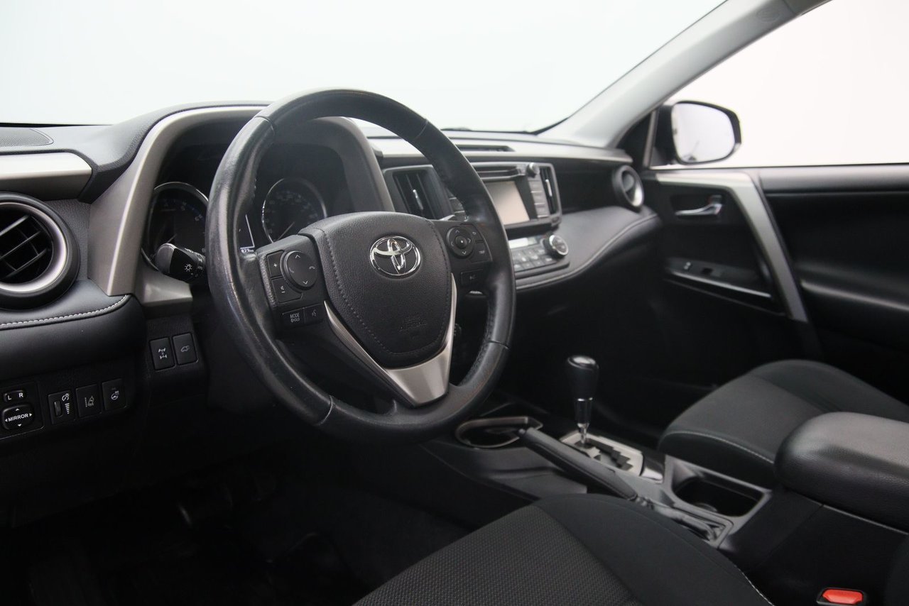Toyota RAV4 NIV 2T3RFREV9JW852844 2018 Gris Chicoutimi - photo #6