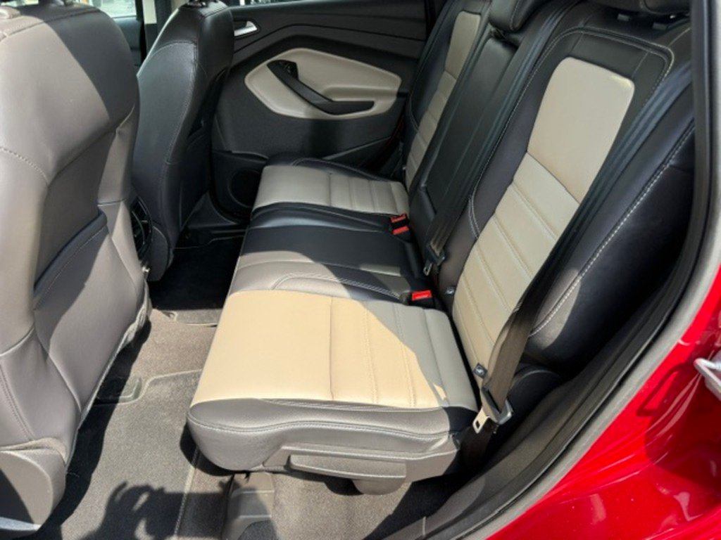 2019 Ford Escape Red Saint-Basile-le-Grand - photo #16