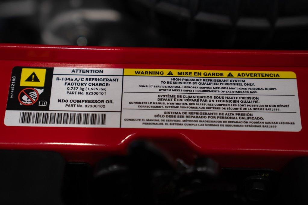 2010 Dodge Challenger Coupé 2 portes SRT8 MANUAL *PRICE IN USD* Red Kirkland - photo #14