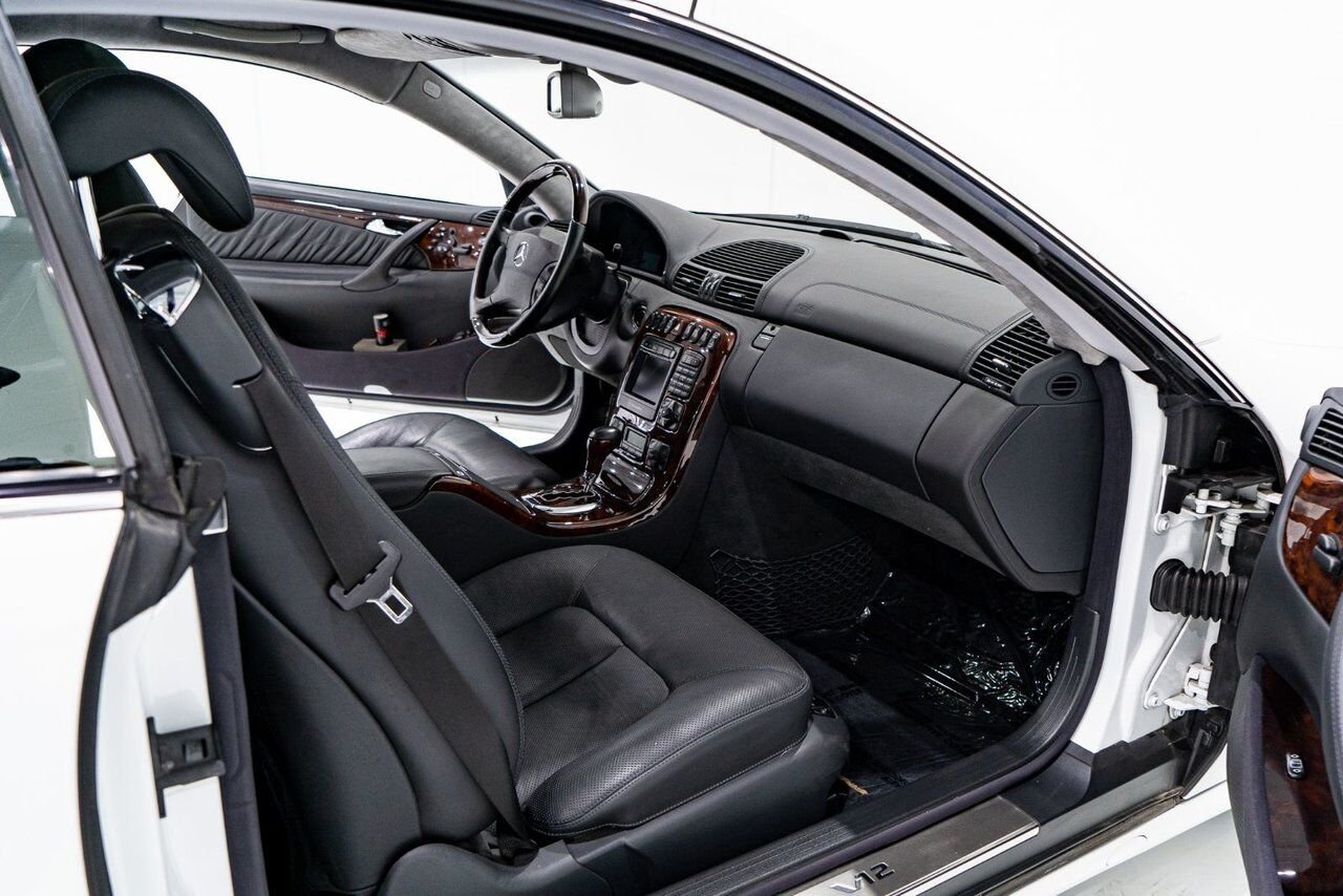 Mercedes-Benz CL600 V12 over $120,000 original MSRP 2001 Blanc Montréal - photo #53