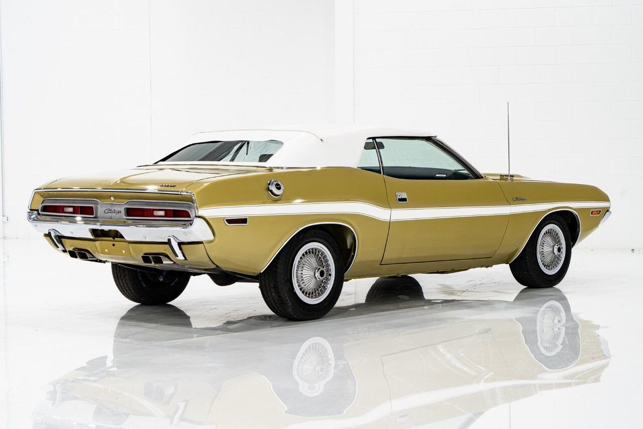 Dodge Challenger *PRIX EN USD* Convertible Fully restored to desirable specifications 1971 Or Montréal - photo #28