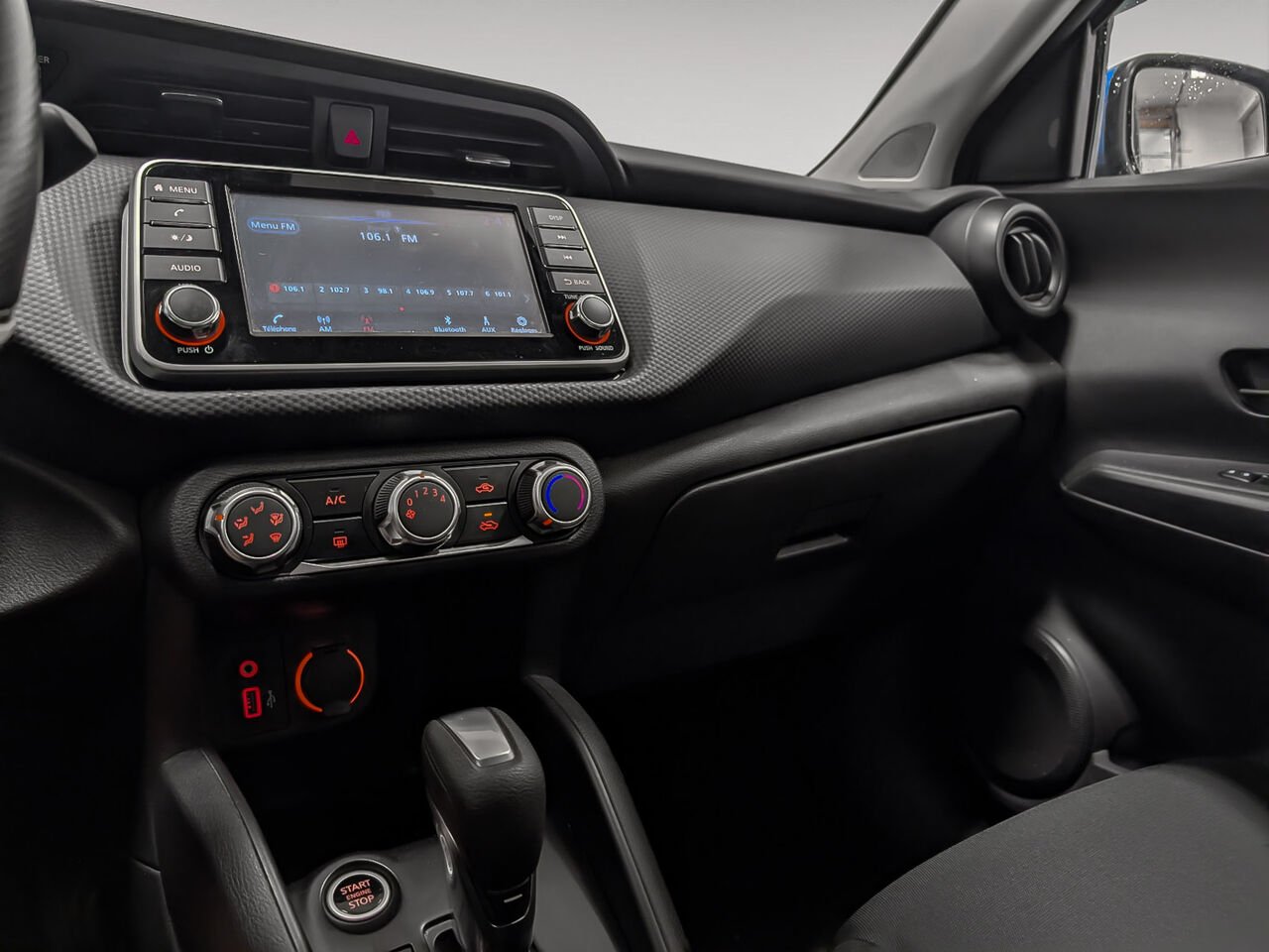 Nissan KICKS S 8 Pneus Bas Kilométrage 2023 Bleu Sherbrooke - photo #11