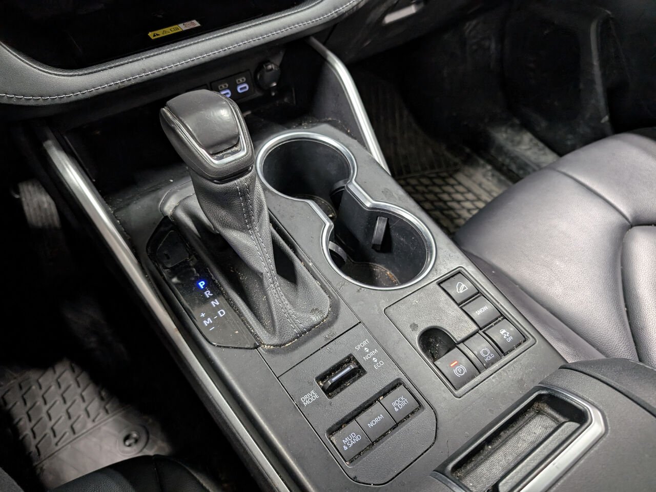 2023 Toyota Highlander 5TDKDRBH3PS510077 Wind Chill Pearl Sherbrooke - photo #19