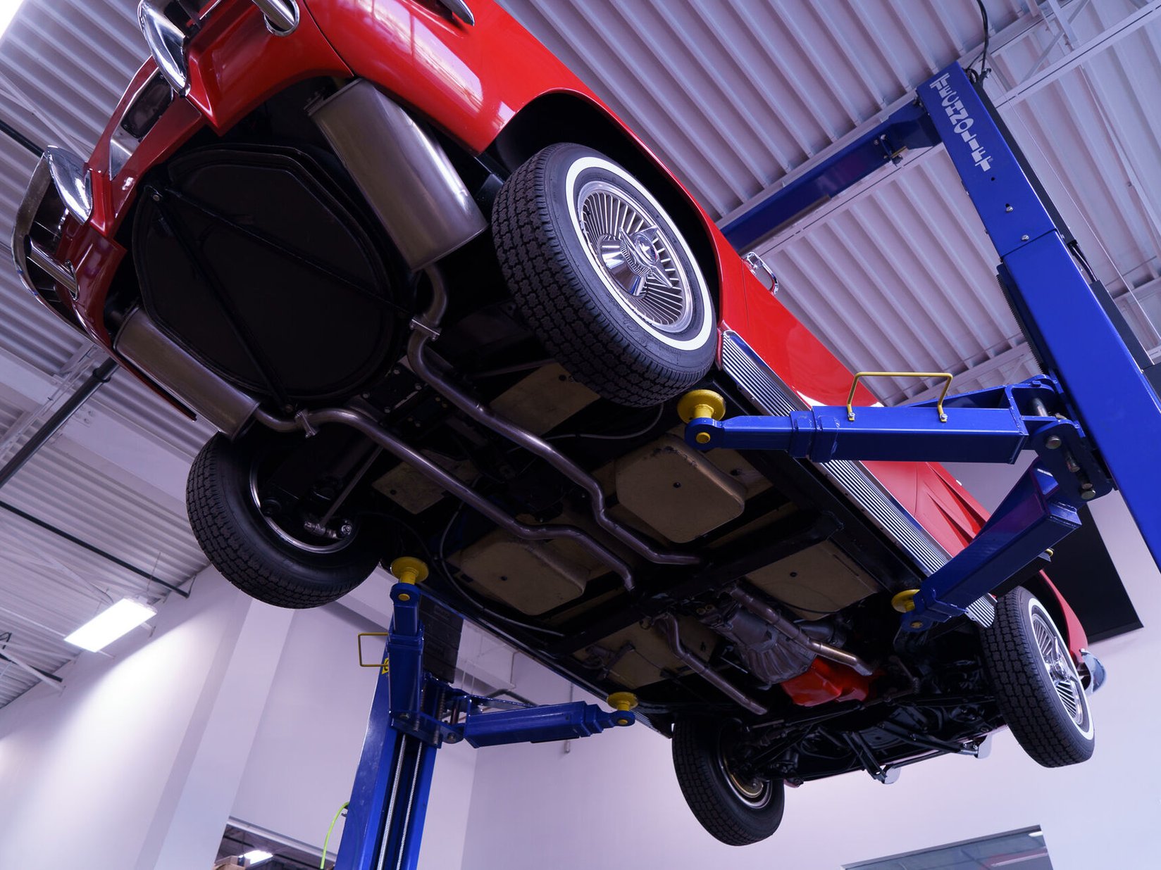 Chevrolet Corvette Split window matching# 327 Factory A/C | PRICE IN USD 1963 Rouge Montréal - photo #91