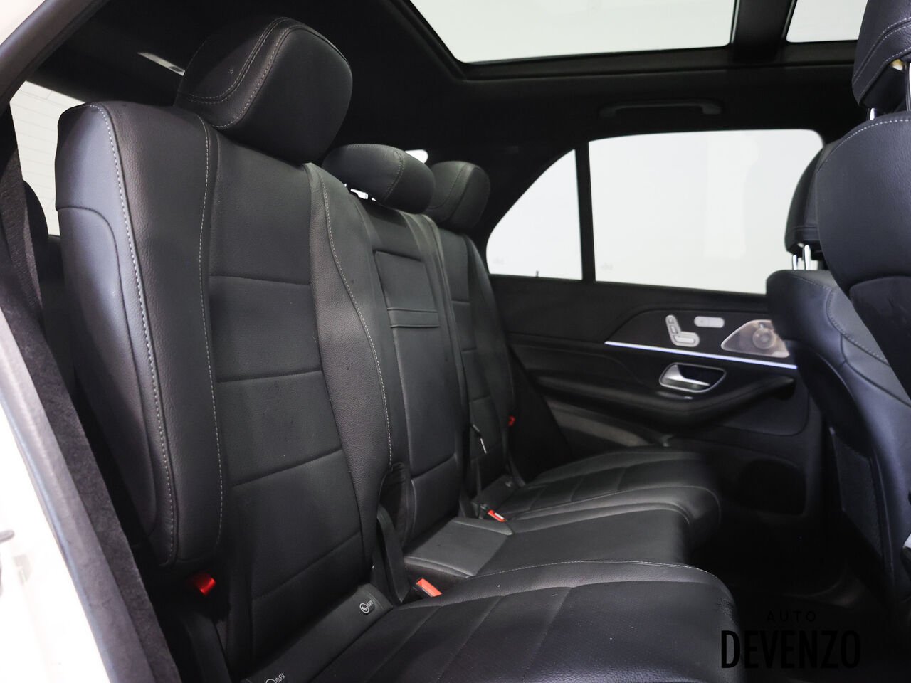2024 Mercedes-Benz GLE White Saint-Eustache - photo #8
