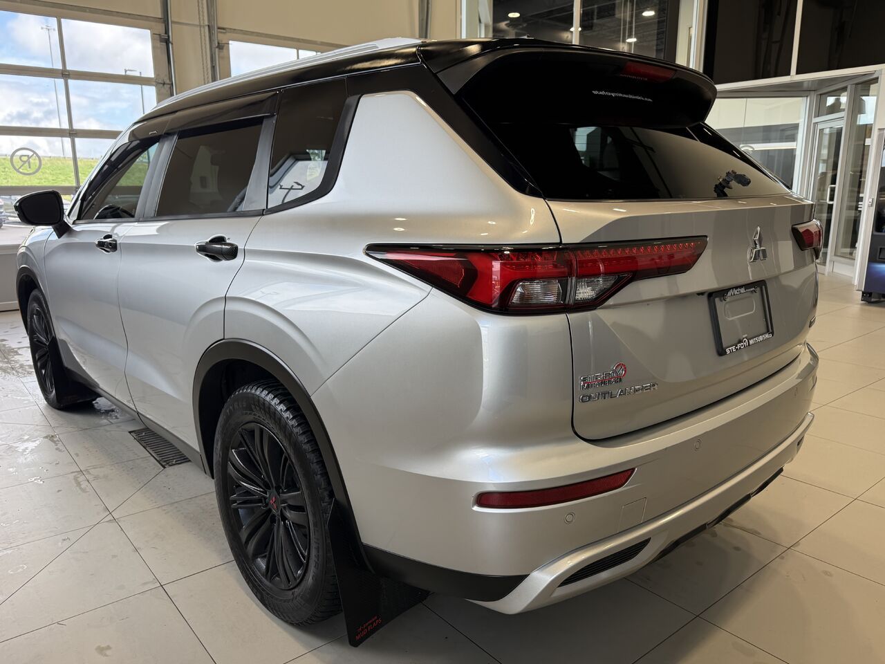Mitsubishi Outlander 2022