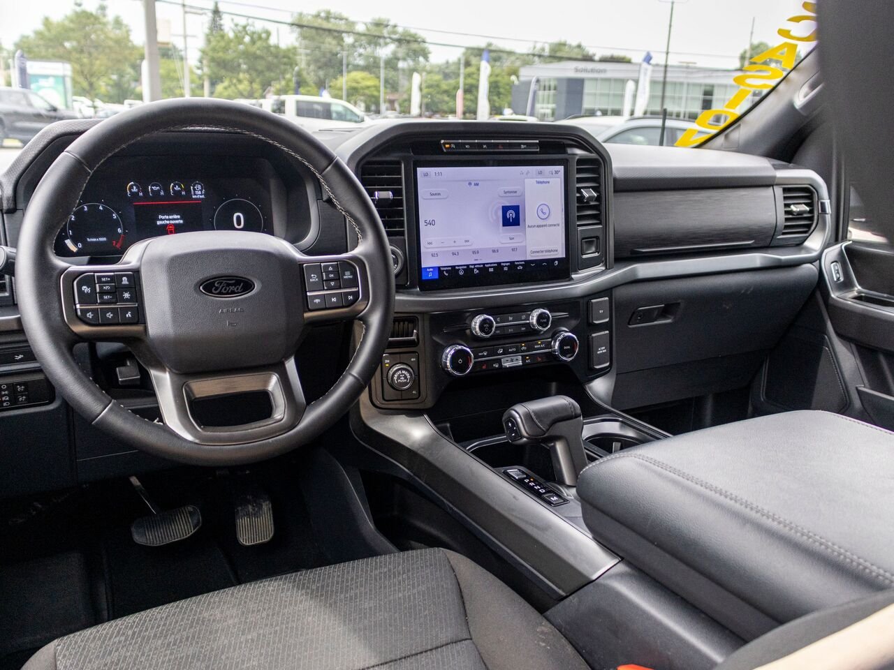 2024 Ford F-150 XLT cabine SuperCrew 4RM caisse de 5,5 pi Grey Châteauguay - photo #7
