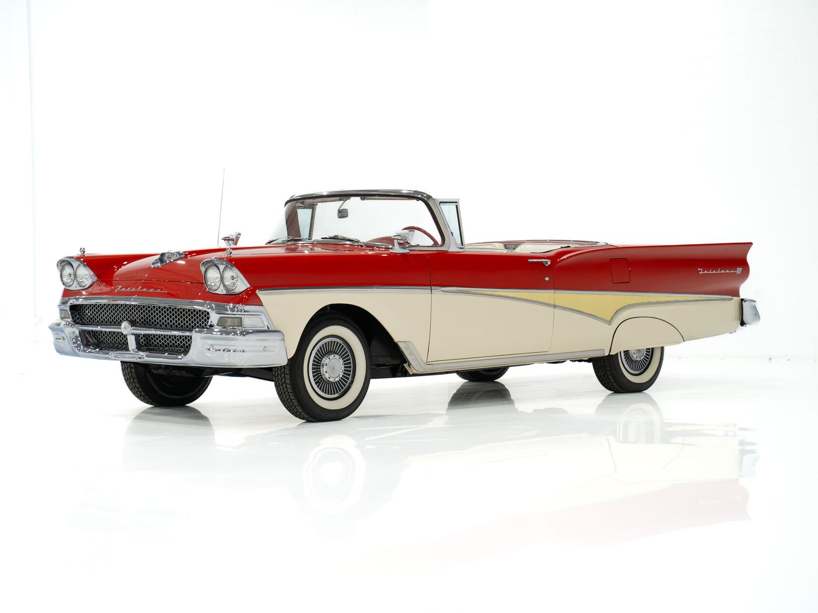 1958 Ford Fairlane 500 Skyliner Interceptor de police 352 CID Entièrement restaurée **PRIX EN USD** Montreal - photo #34