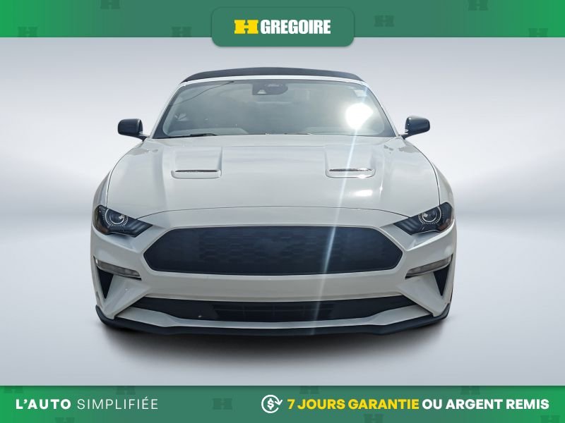 2021 Ford Mustang White Saint-Eustache - photo #1