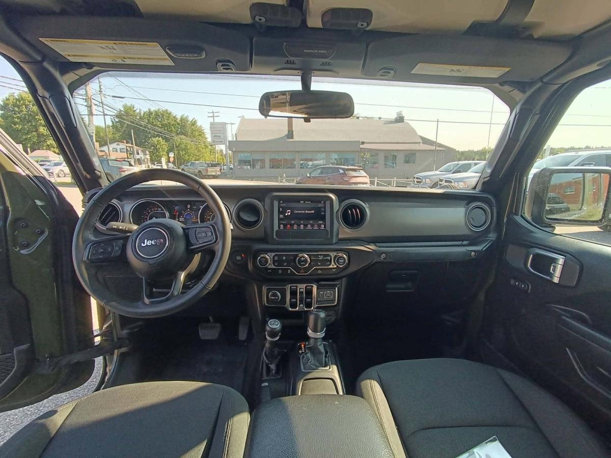 Jeep Gladiator 2023 Vert Lac Mégantic - photo #10