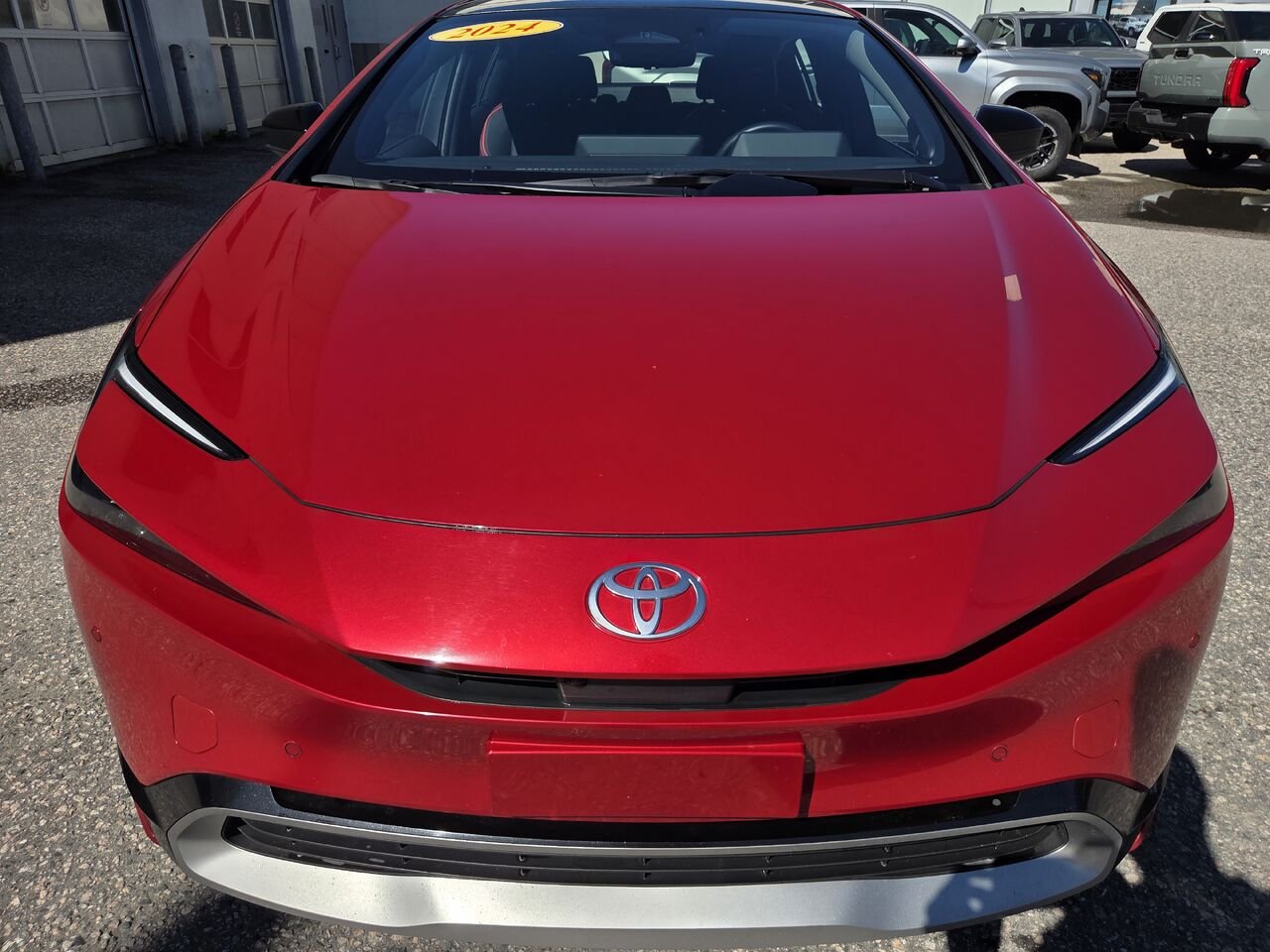 2024 Toyota PRIUS PRIME Red Mont-Laurier - photo #1