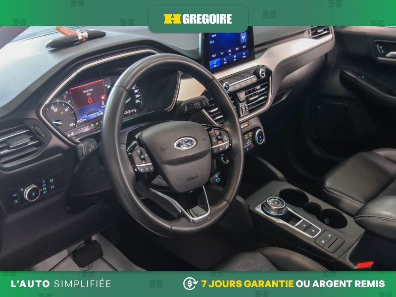 2022 Ford Escape Grey Laval - photo #21