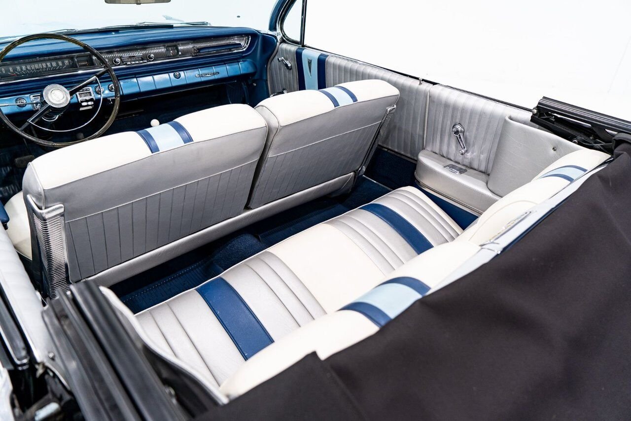 Pontiac Bonneville **PRIX EN USD**C8 Suffix 389cu.in. TriPower 4 Speed 1961 Bleu Montréal - photo #64
