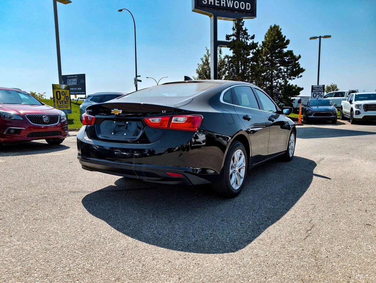 2025 Chevrolet Malibu 4dr Sdn 1LT Black Sherwood Park - photo #5