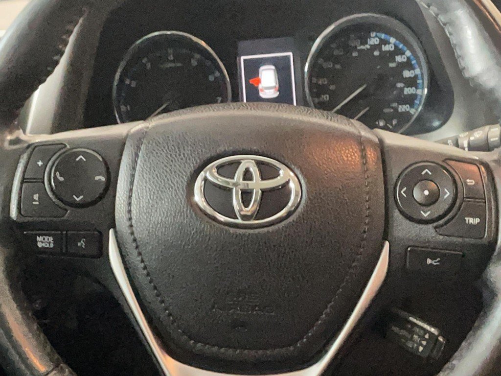 2018 Toyota RAV4 Black Amos - photo #12