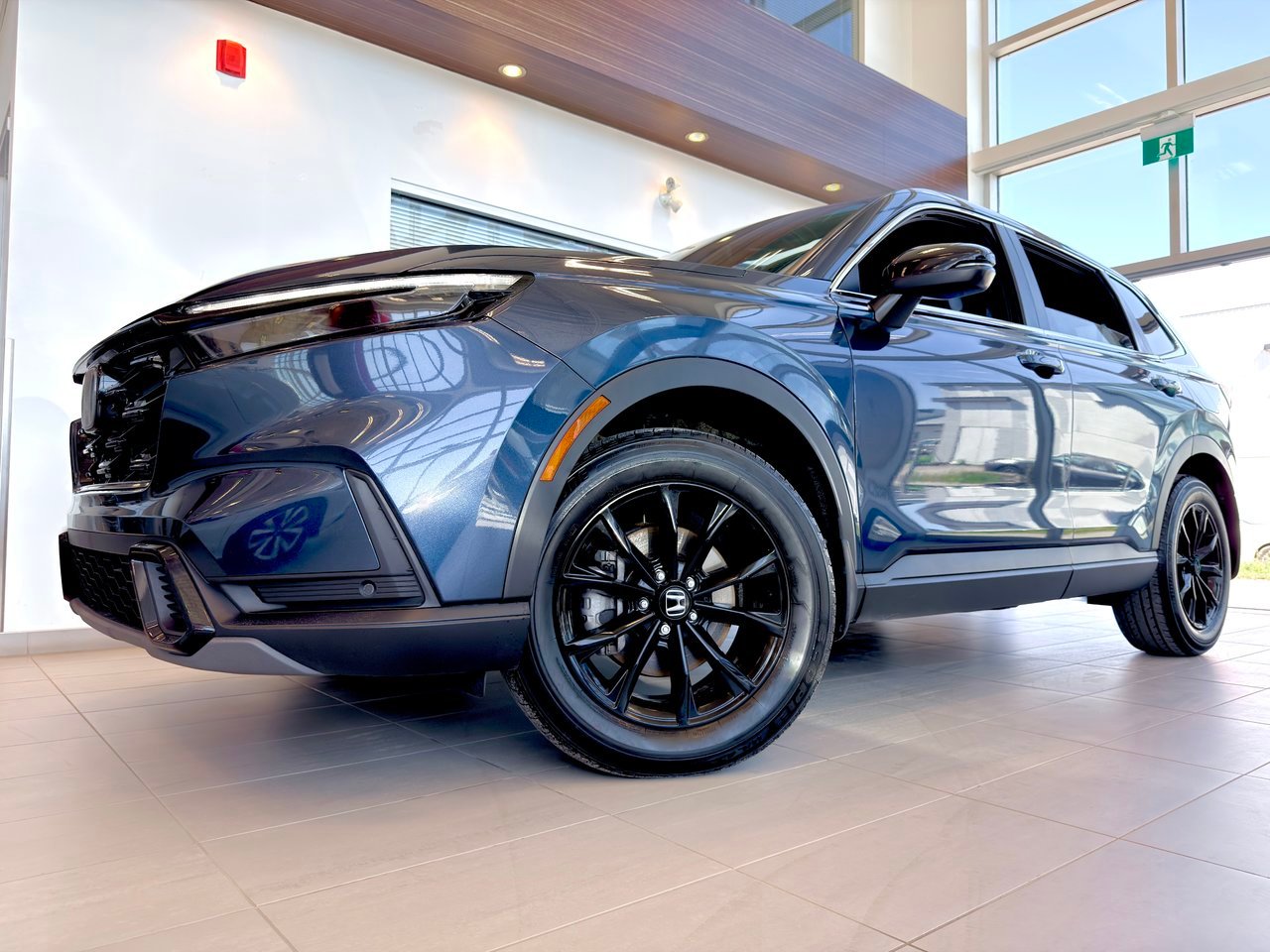 2024 Honda CR-V Hybrid Blue Notre-Dame-des-Prairies - photo #1