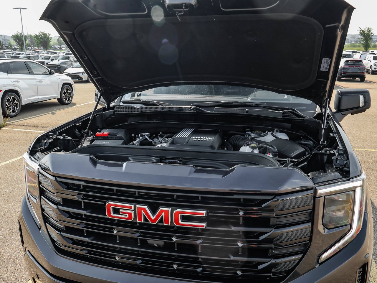 2025 GMC Sierra 1500 4WD Crew Cab 147 Elevation Grey Sherwood Park - photo #9