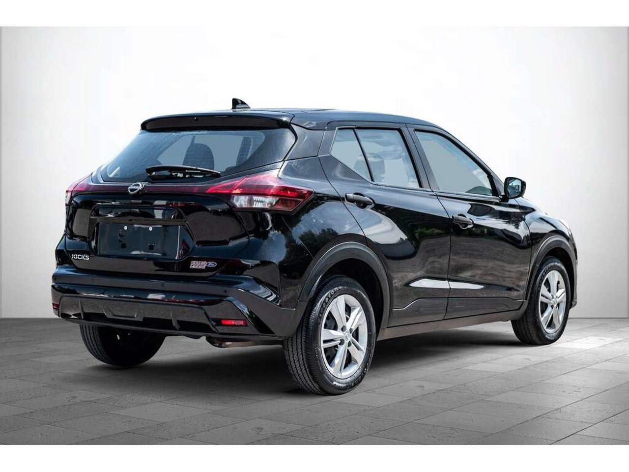 Nissan Kicks Play 2025 Argent Sainte-Julienne - photo #5