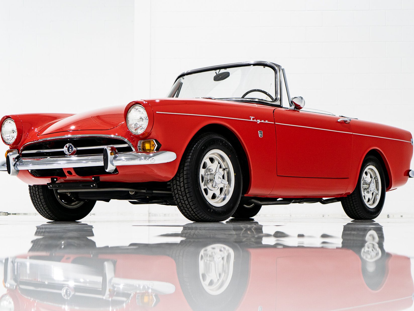 1967 Sunbeam Tiger Unrestored with single repaint **PRIX EN USD** Red Montreal - photo #32