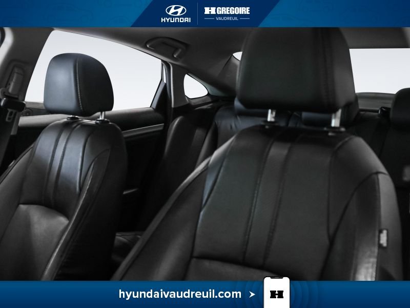 2016 Honda Civic White Laval - photo #13