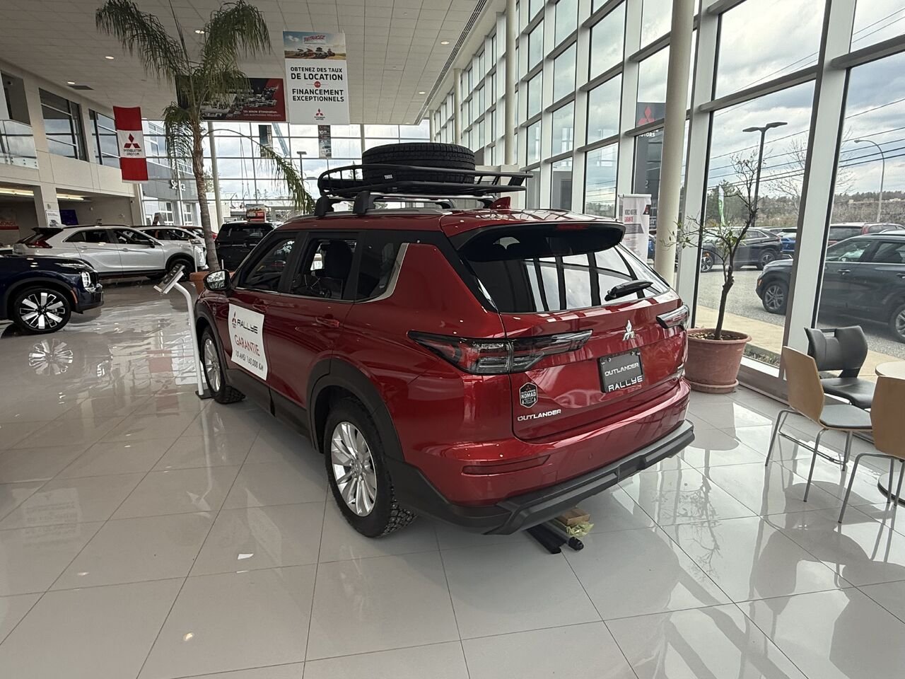 MITSUBISHI Outlander 2026 Rouge diamant Gatineau - photo #3