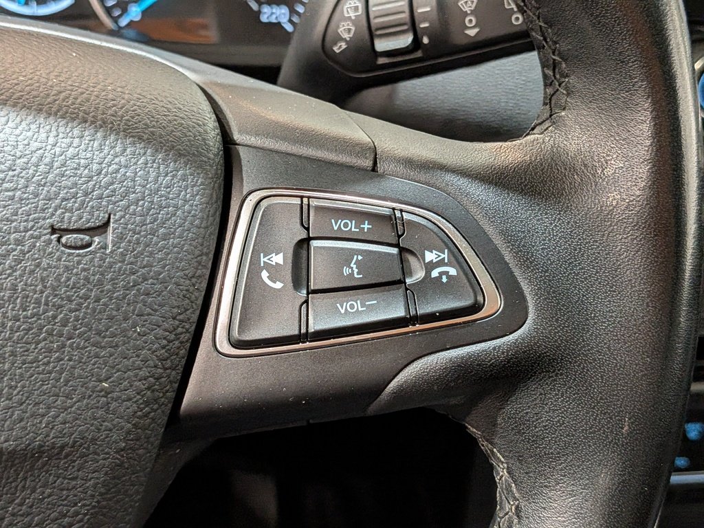 2018 Ford EcoSport Titanium 4WD Red Val-David - photo #14