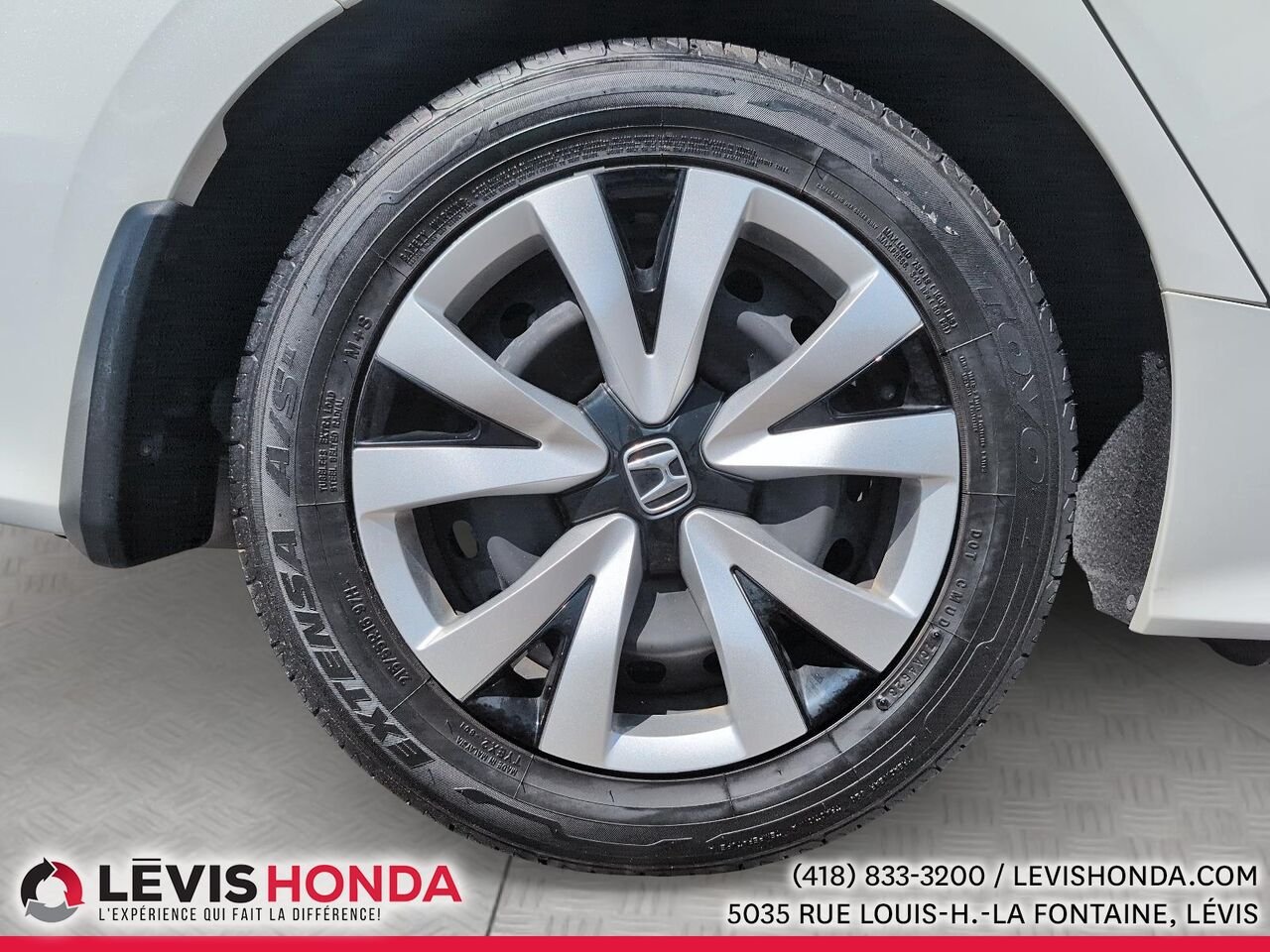Honda Civic LX LX CVT 2025 Blanc Lévis - photo #14