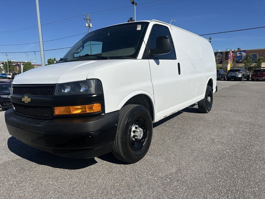 2022 CHEVROLET EXPRESS G2500 2022 White