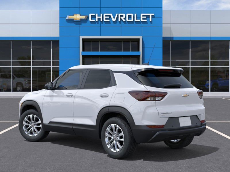CHEVROLET Trailblazer Traction intégrale, 4 portes LS 2026 Blanc sommet Ottawa & Gatineau - photo #2