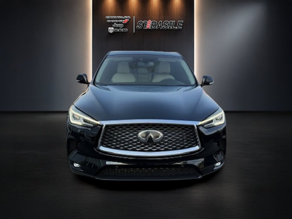 2019 Infiniti QX50 Black Saint-Basile-le-Grand - photo #1