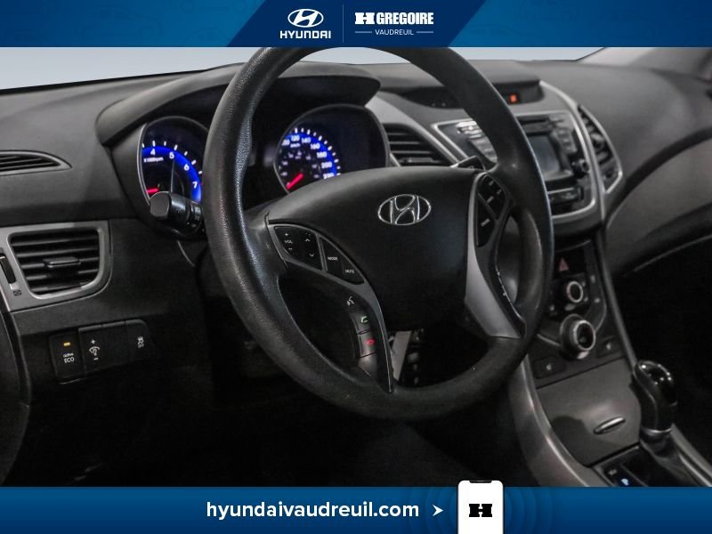 2016 Hyundai Elantra White Laval - photo #15