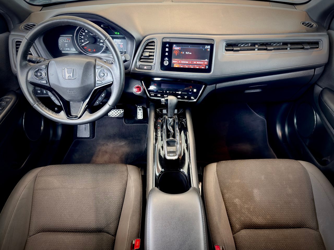 2021 Honda HR-V Black Notre-Dame-des-Prairies - photo #19