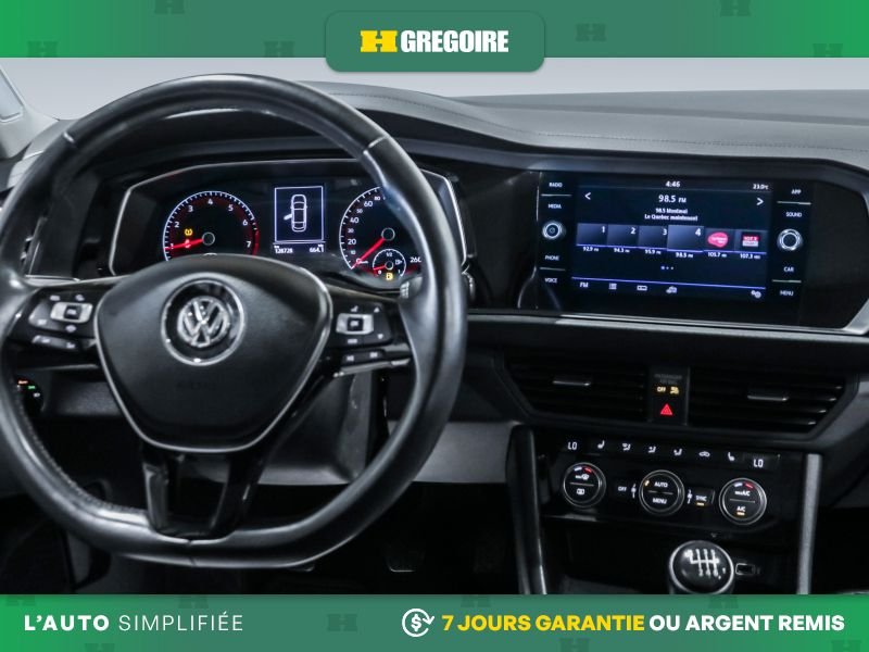 2019 Volkswagen Jetta Red Laval - photo #16