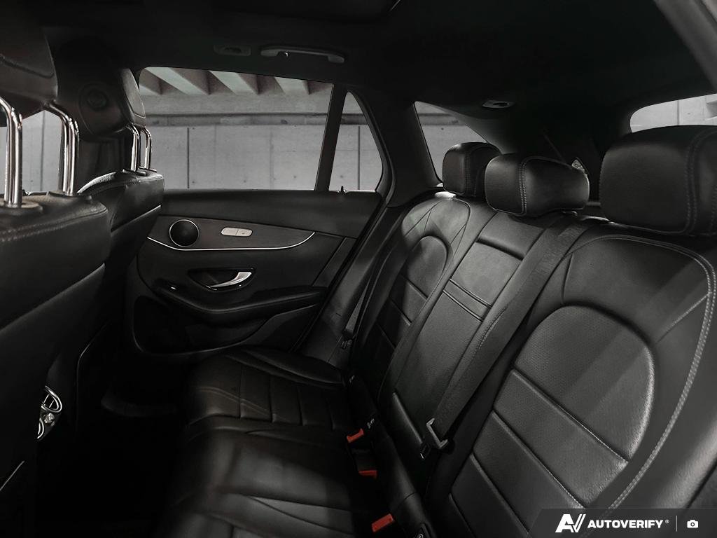 2021 Mercedes-Benz GLC 300 2601673A | GLC 300 Black Edmonton - photo #22