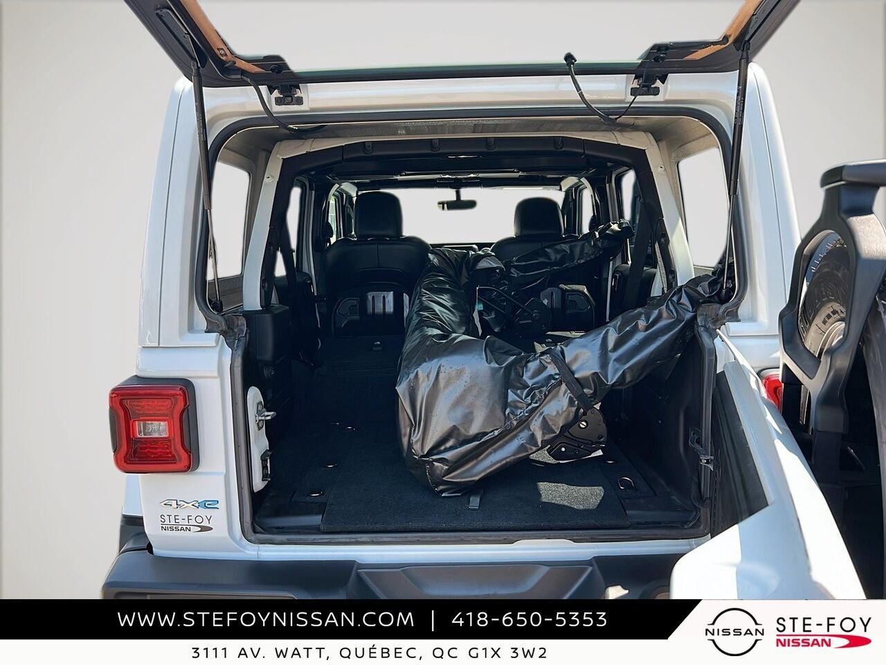 Jeep WRANGLER 4XE UNLIMITED COLD WEATHER GROUP 2022 Blanc Ste-Foy - photo #5
