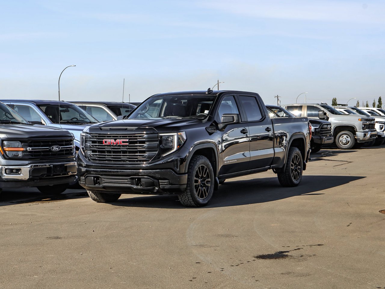 2024 GMC Sierra 1500 4WD Crew Cab 147 Pro Black Sherwood Park - photo #3