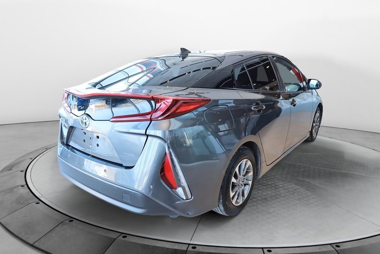 2021 Toyota Prius Prime VIN JTDKAMFP4M3168682 Grey Baie-Comeau - photo #4