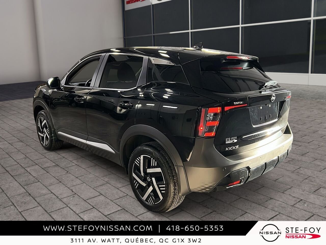 Nissan Kicks SV TA 2025 Noir Ste-Foy - photo #3
