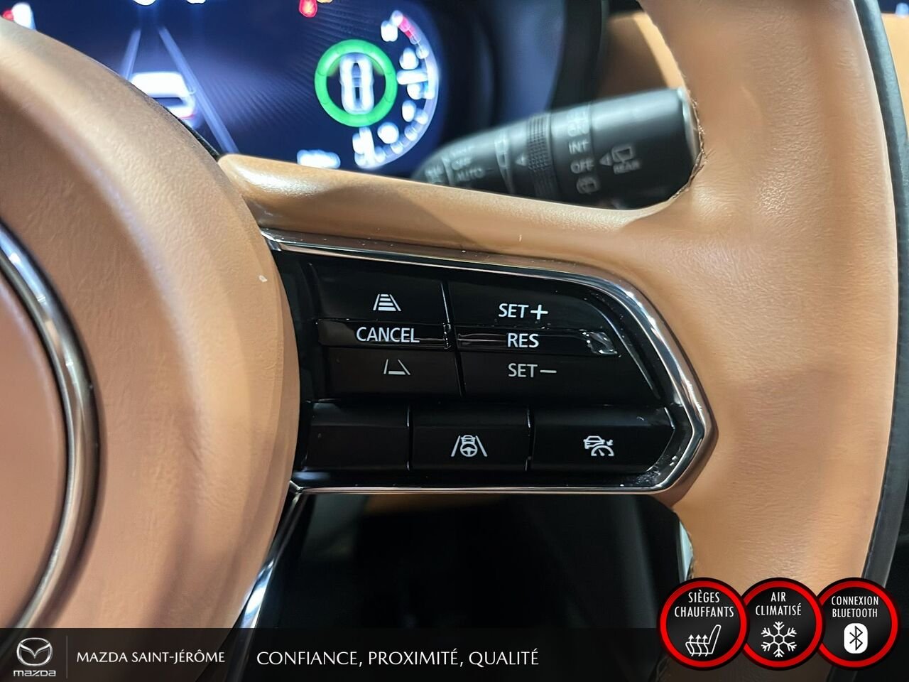 2024 Mazda CX-90 hybride léger Signature | TOIT PANORAMIQUE | AWD | CUIR NAPPA | SIEGES CAPITAINES Grey Saint-Jérôme - photo #15