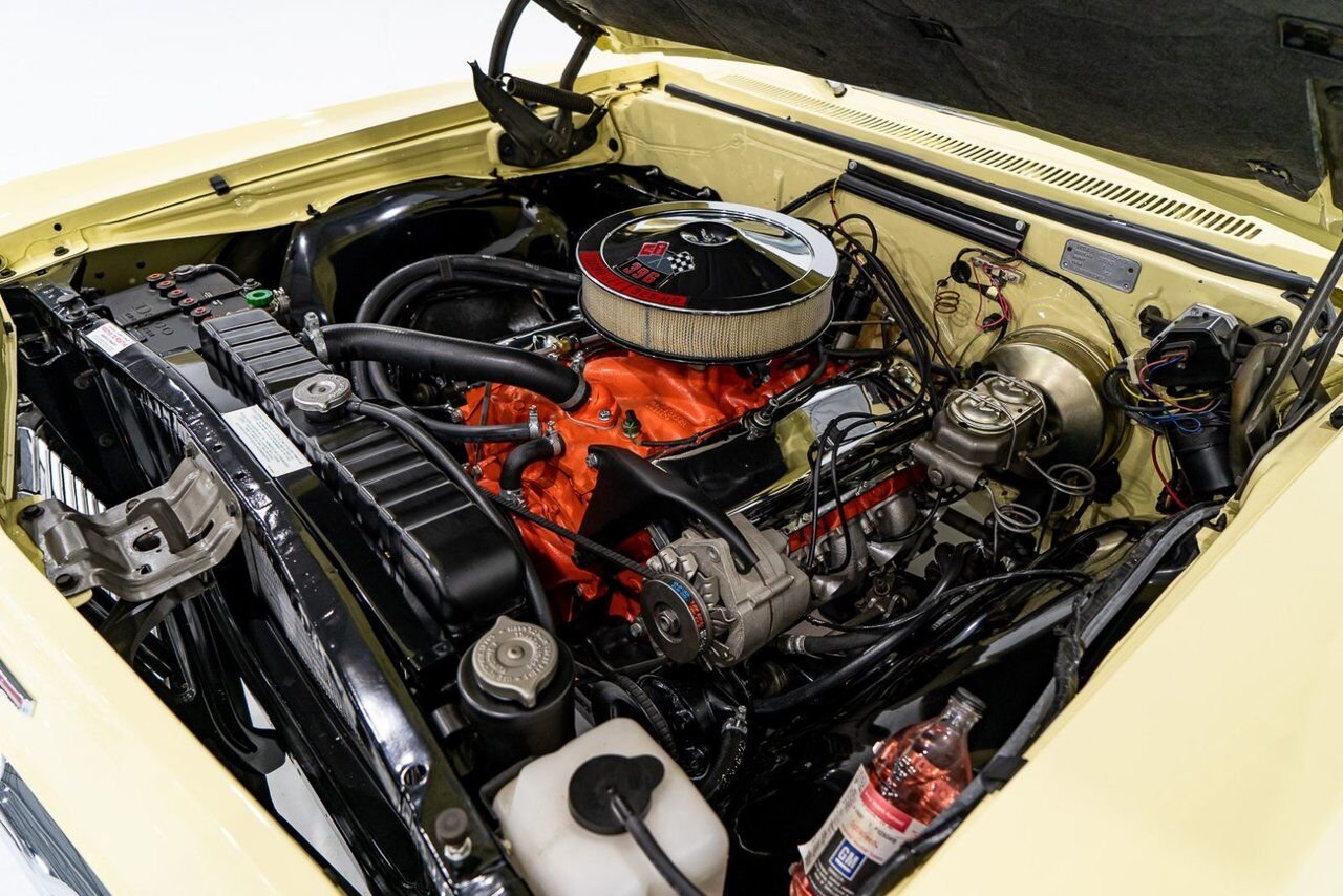 1965 Chevrolet Impala SS *PRIX EN USD* 396/325HP 4spd frame off restoration Yellow Montreal - photo #35