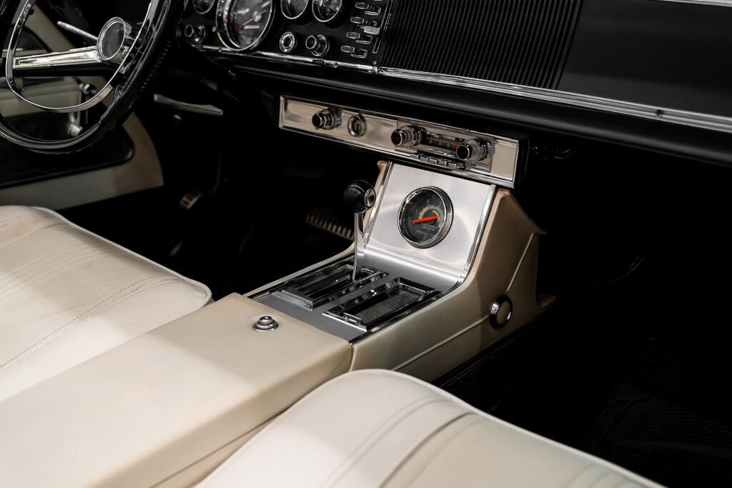 1964 Chrysler 300 K | *PRICE IN USD* - CAR IN MILES Black Kirkland - photo #34
