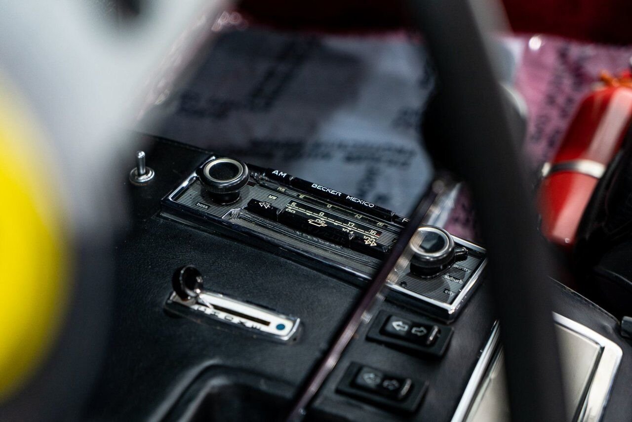 1973 Ferrari 365 GTB4 Daytona 18,301 miles With Orig Books/Tools/ Carbs / Filter Box Red Montreal - photo #73