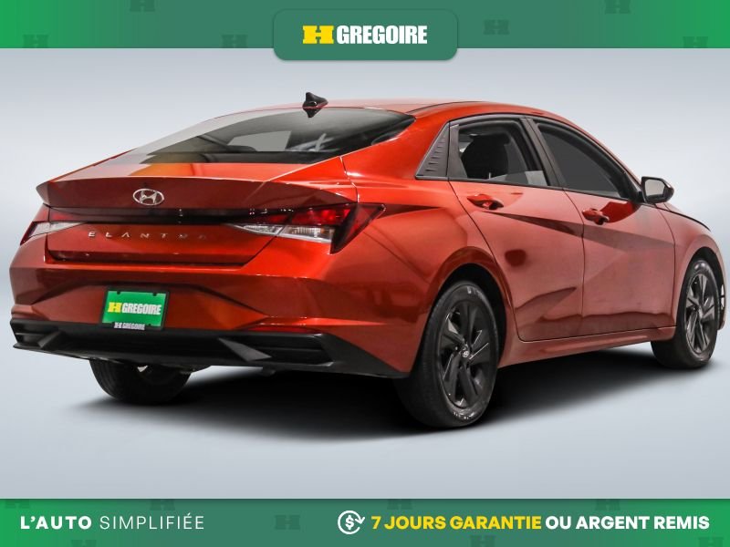 2022 Hyundai Elantra Red Blainville - photo #8