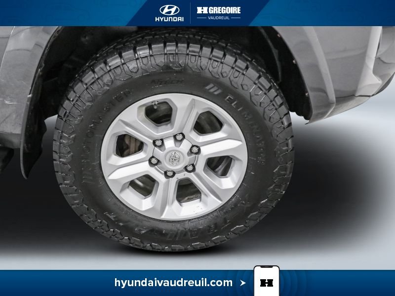 2020 Toyota 4Runner Grey Saint-Eustache - photo #37