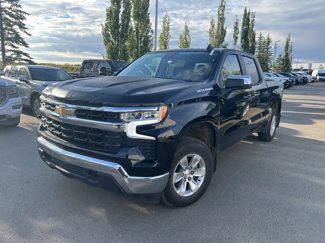 2026 Chevrolet Silverado 1500 4WD Crew Cab 147 LT Black Sherwood Park - photo #2
