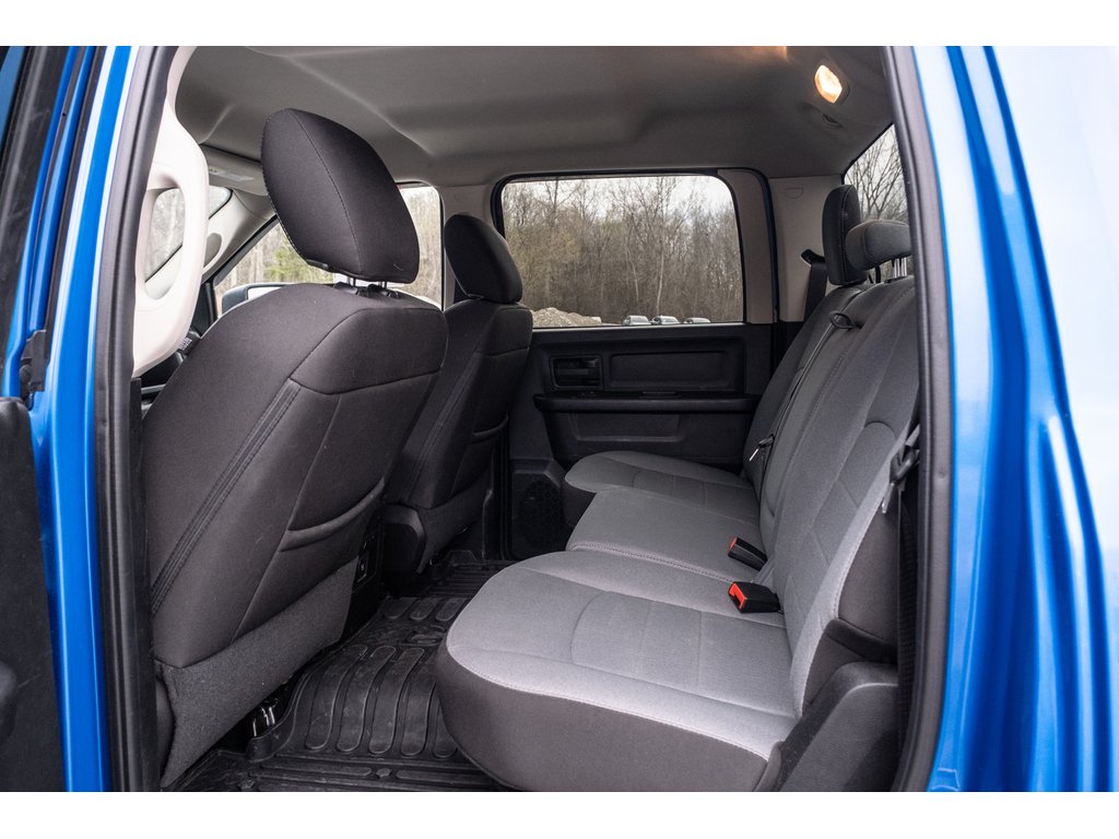 2023 Ram 1500 Classic Blue Gatineau - photo #19