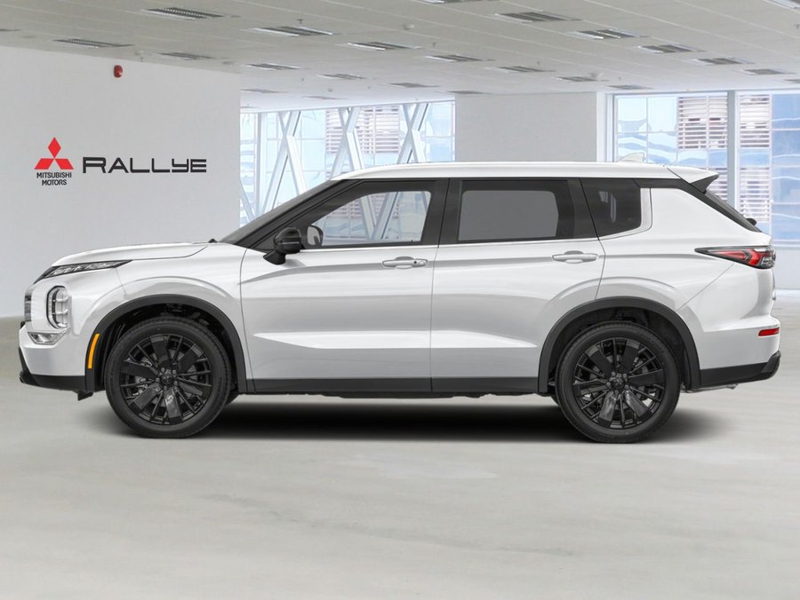 2026 MITSUBISHI Outlander LE White Diamond